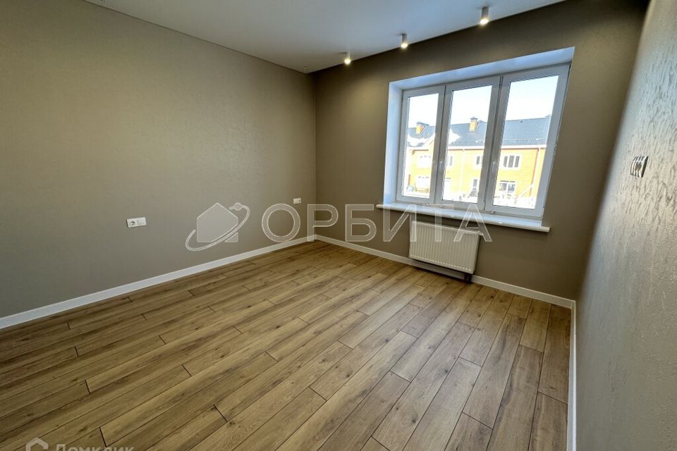 Продаётся 4-комнатная квартира, 104.5 м²