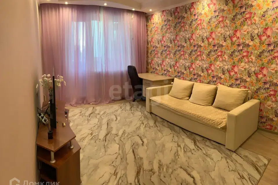 Продаётся 4-комнатная квартира, 80.2 м²