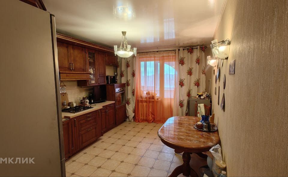 Продаётся 3-комнатная квартира, 103.5 м²