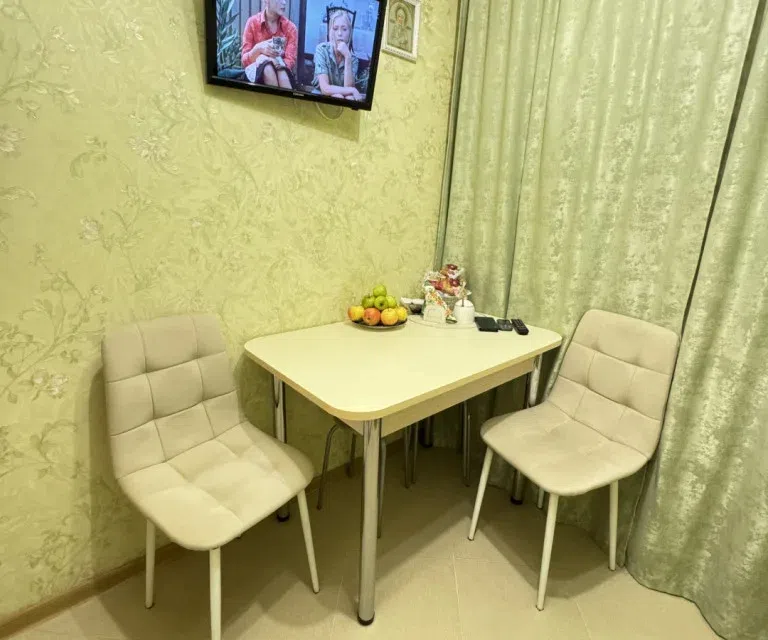 Продаётся 1-комнатная квартира, 32 м²