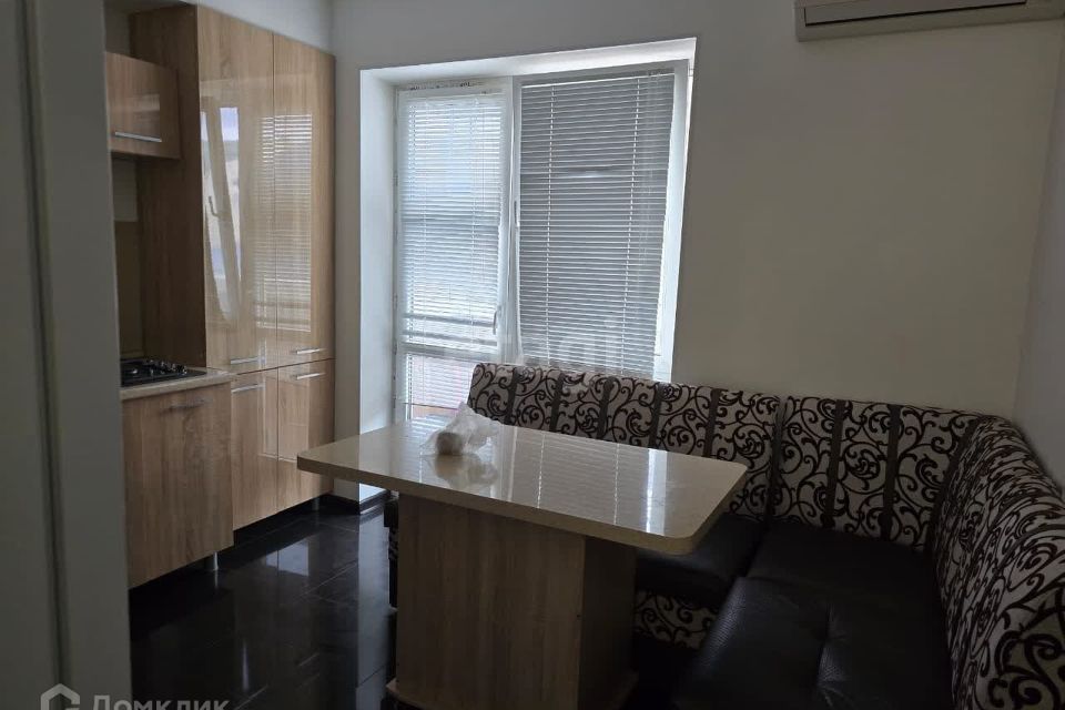 Продаётся 1-комнатная квартира, 48.8 м²