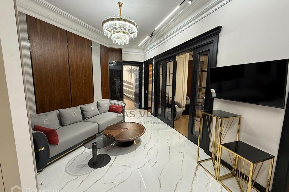 Сдаётся 3-комнатная квартира, 103 м²