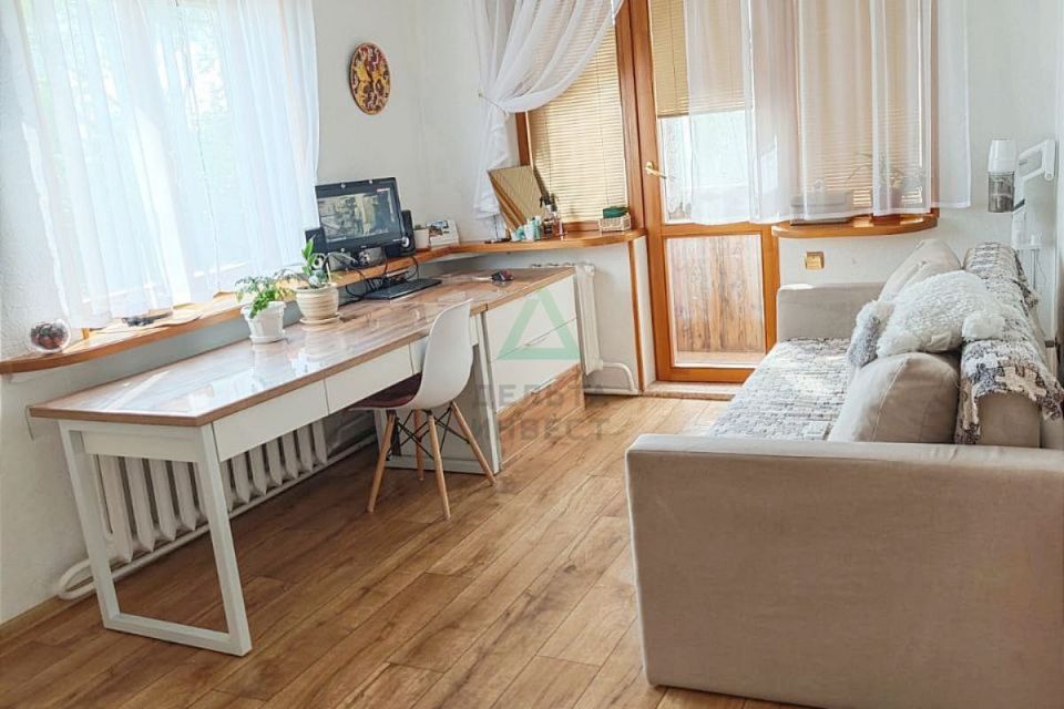 Продаётся 1-комнатная квартира, 30.4 м²