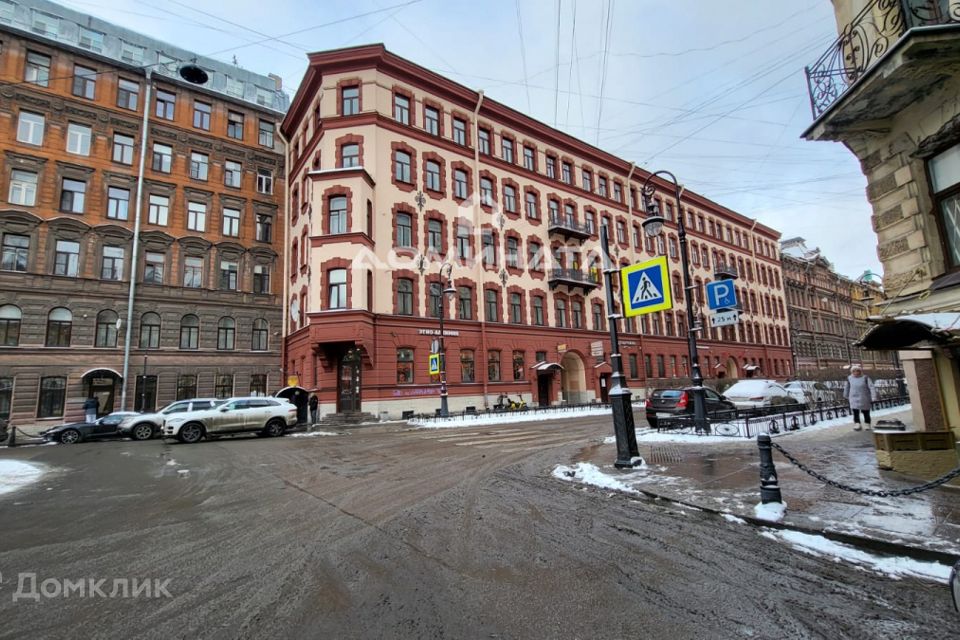 Продаётся 2 комнаты в 6-комн. квартире, 12.3 м²