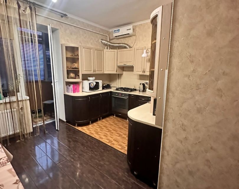 Продаётся 2-комнатная квартира, 55.2 м²