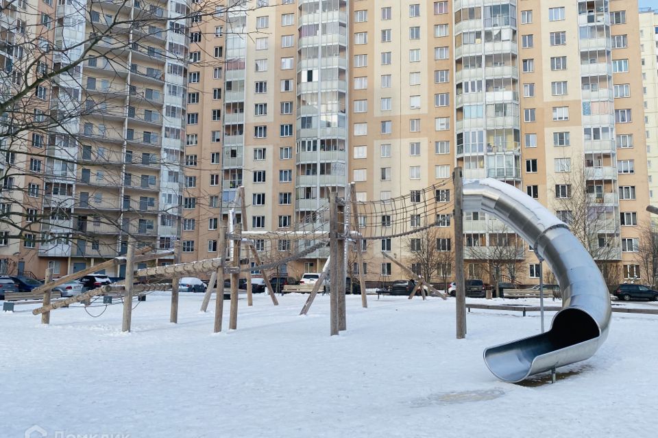 Продаётся 1-комнатная квартира, 38.3 м²