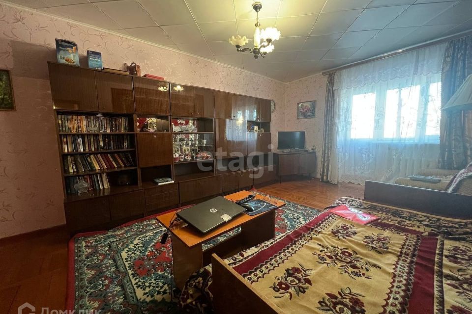 Продаётся 3-комнатная квартира, 65.4 м²