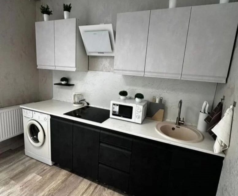 Продаётся 1-комнатная квартира, 42 м²