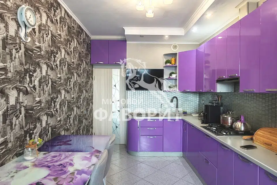 Продаётся 3-комнатная квартира, 70.1 м²