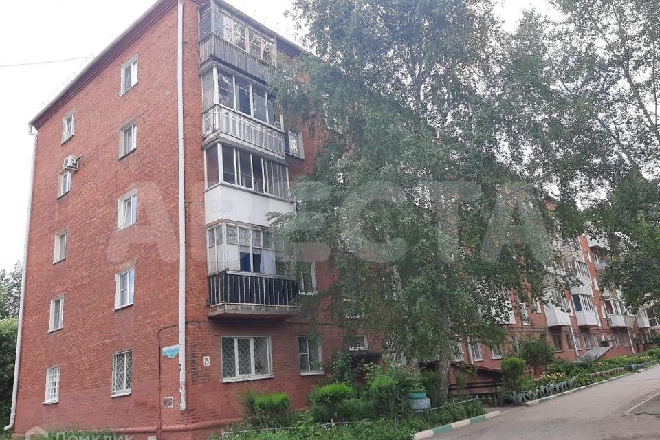 Продаётся 3-комнатная квартира, 56.5 м²