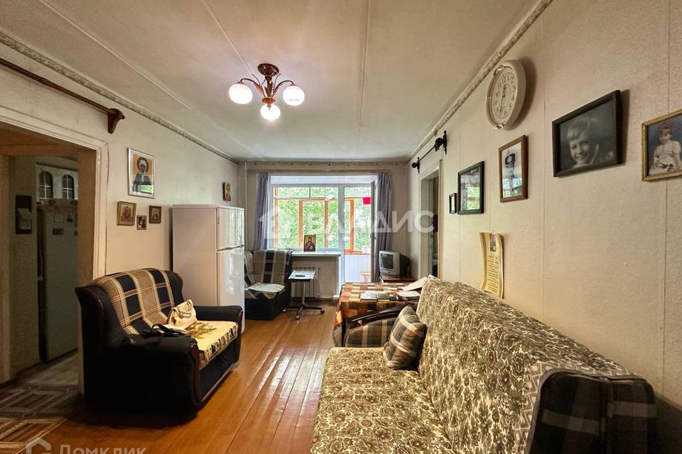 Продаётся 3-комнатная квартира, 53.5 м²