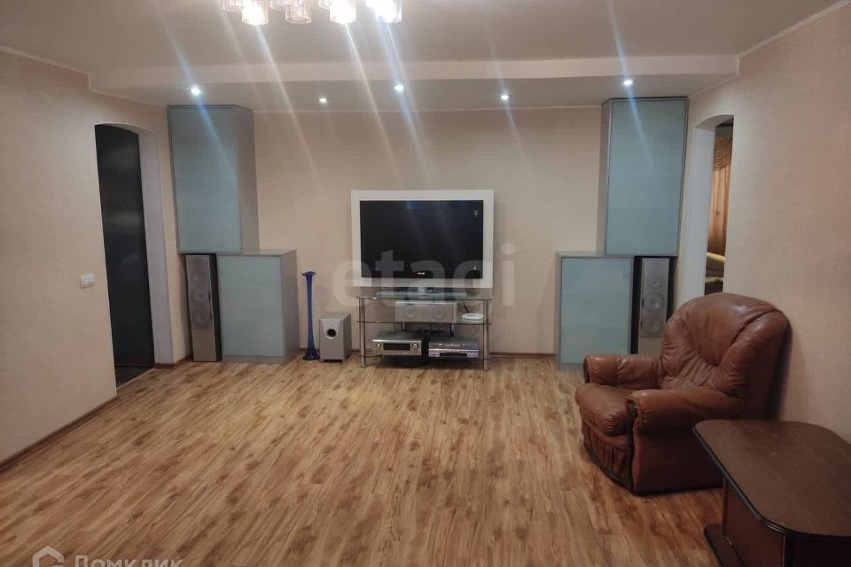 Продаётся 3-комнатная квартира, 69.9 м²