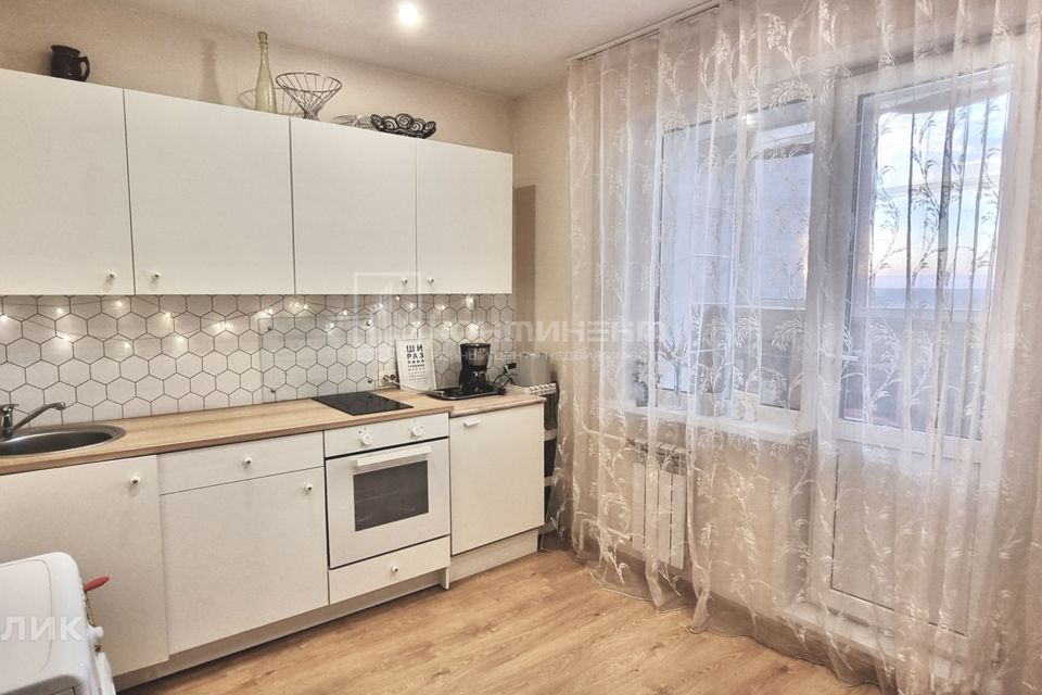 Продаётся 1-комнатная квартира, 39.8 м²