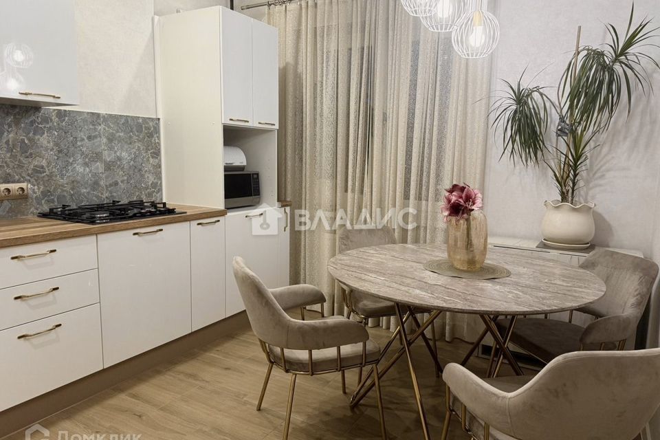 Продаётся 1-комнатная квартира, 41.1 м²