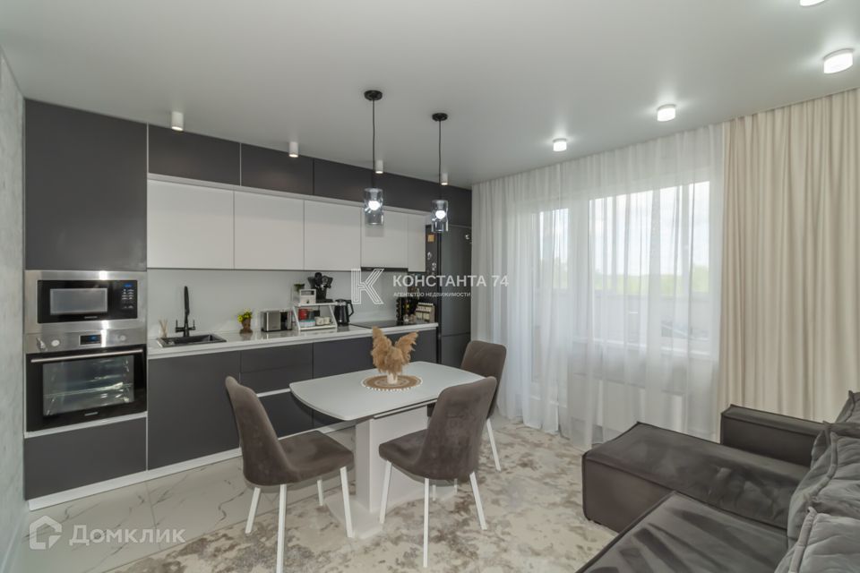 Продаётся 2-комнатная квартира, 56.6 м²