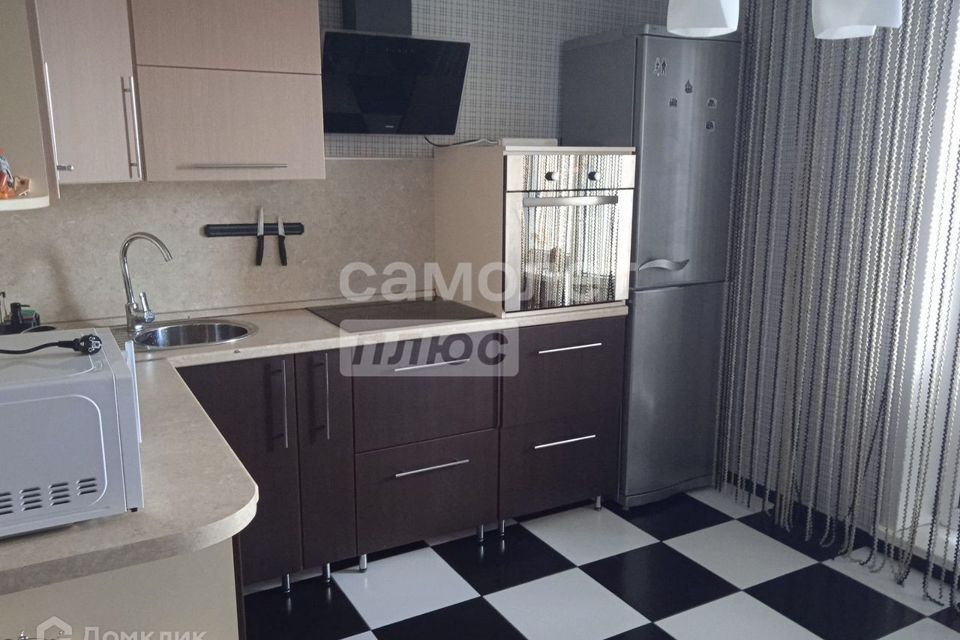 Сдаётся 1-комнатная квартира, 40.3 м²