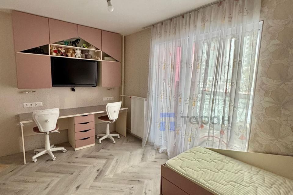 Продаётся 1-комнатная квартира, 48 м²