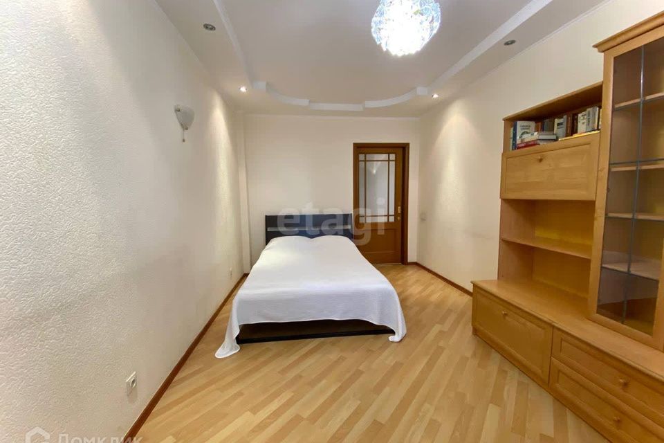 Сдаётся 1-комнатная квартира, 54 м²