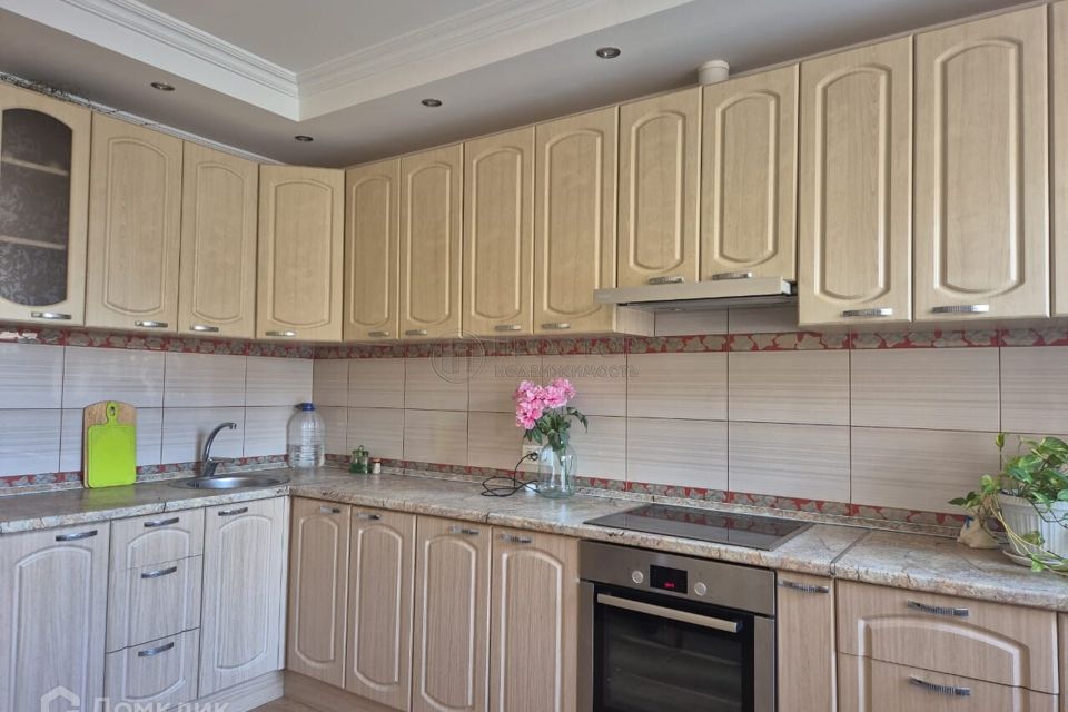 Продаётся 2-комнатная квартира, 60.3 м²