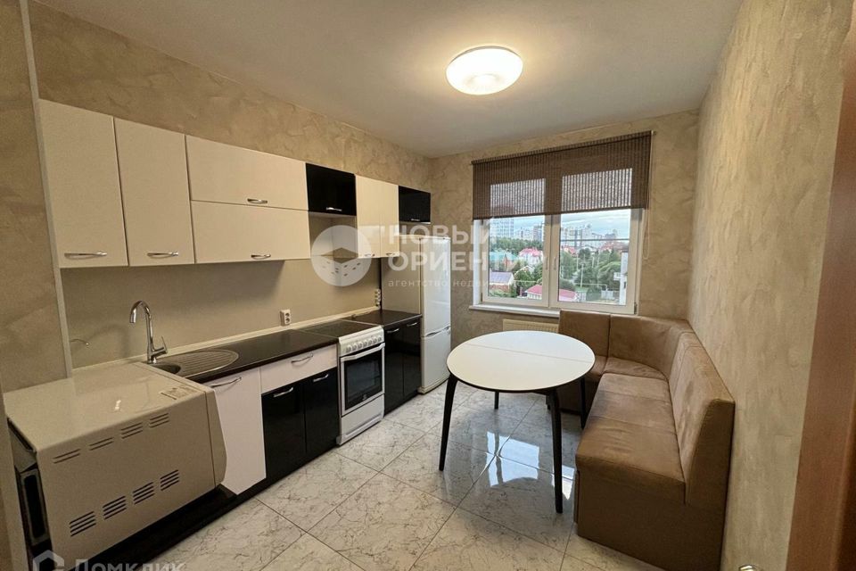 Сдаётся 2-комнатная квартира, 55 м²