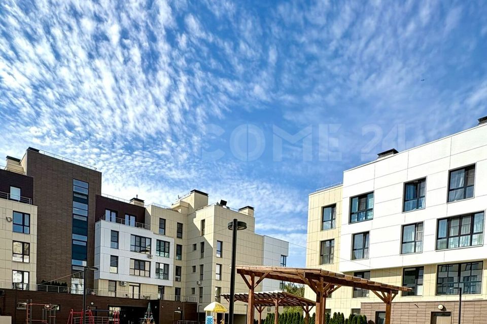 Продаётся 2-комнатная квартира, 80.7 м²