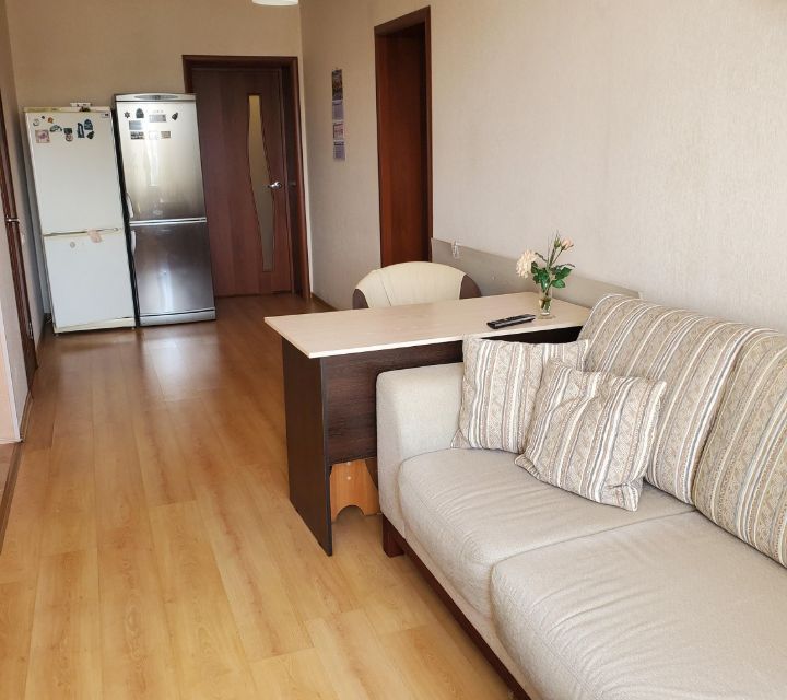 Сдаётся 2-комнатная квартира, 68 м²