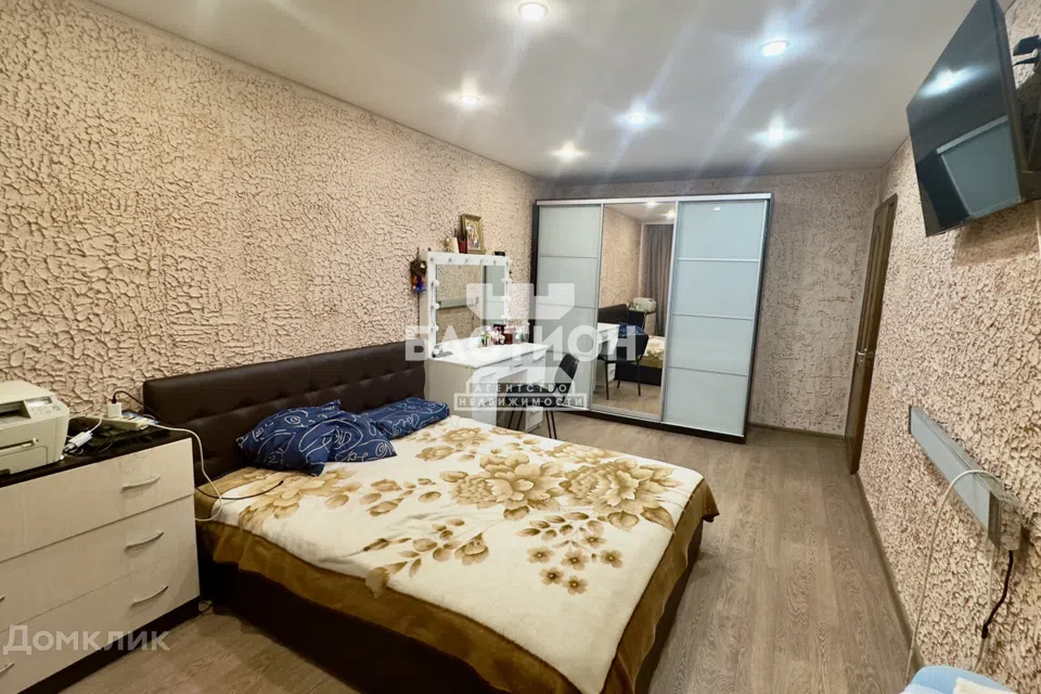 Продаётся 3-комнатная квартира, 63 м²