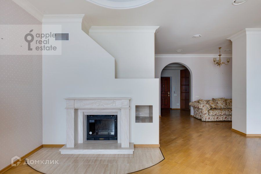 Продаётся 6-комнатная квартира, 217 м²