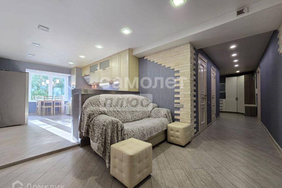 Продаётся 2-комнатная квартира, 89 м²
