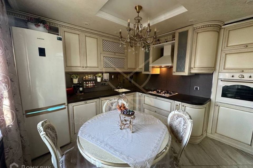 Продаётся 3-комнатная квартира, 72 м²