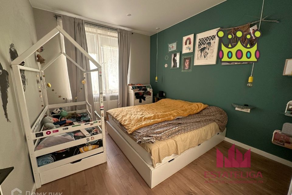 Продаётся 1-комнатная квартира, 42.3 м²