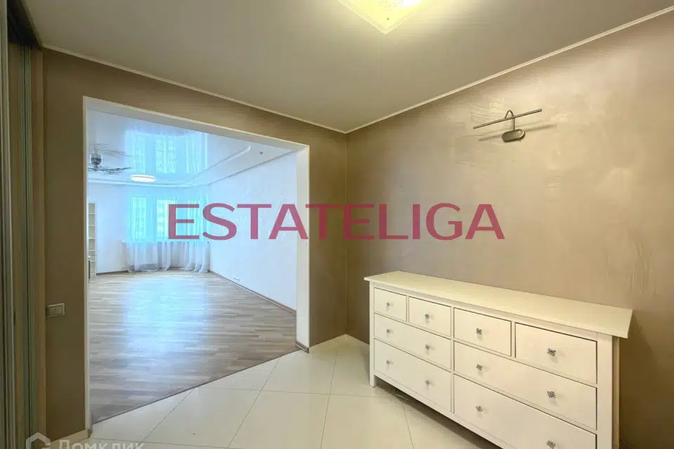 Продаётся 5-комнатная квартира, 161.1 м²