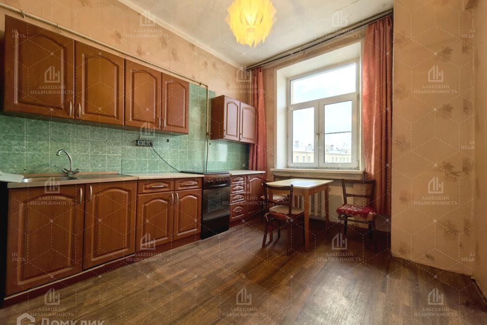 Продаётся 3-комнатная квартира, 82 м²