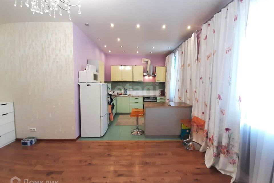 Продаётся 3-комнатная квартира, 76.8 м²