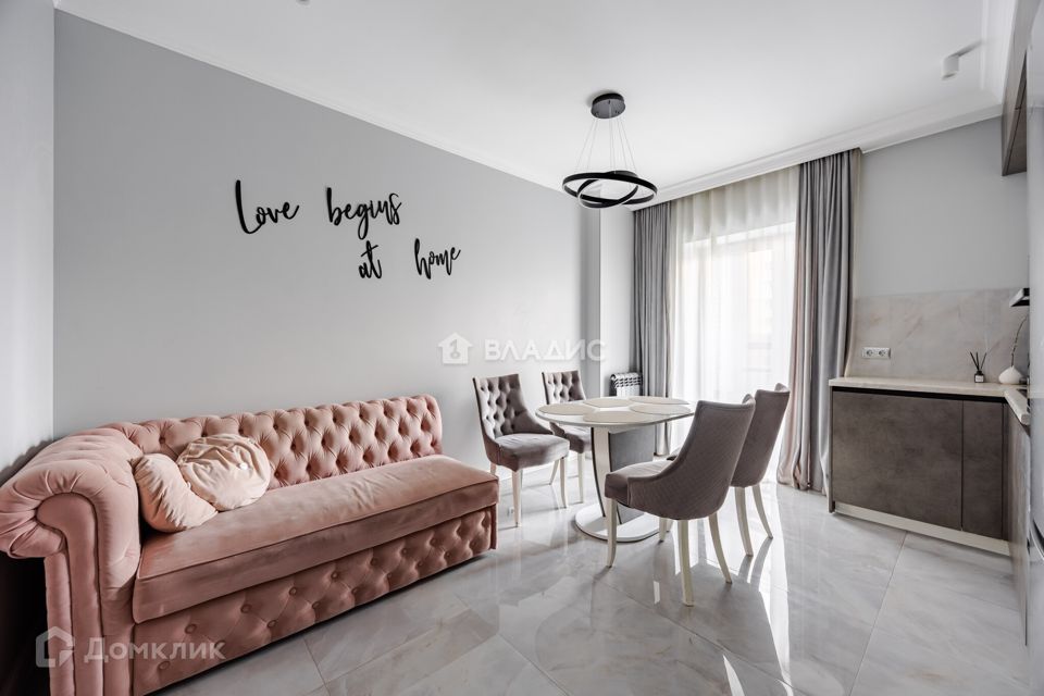 Продаётся 2-комнатная квартира, 70 м²