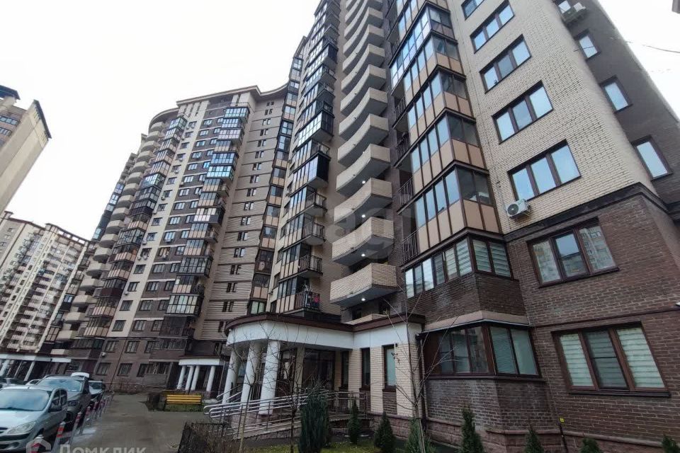 Продаётся 2-комнатная квартира, 66.8 м²