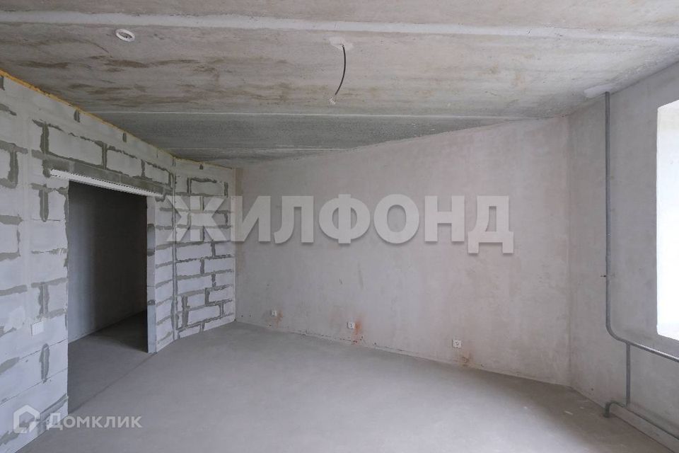 Продаётся 2-комнатная квартира, 67.3 м²