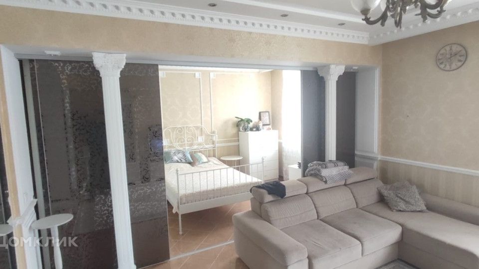 Продаётся 4-комнатная квартира, 87 м²
