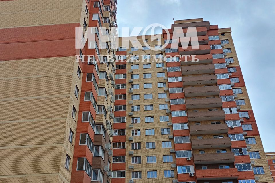 Продаётся 1-комнатная квартира, 42.5 м²