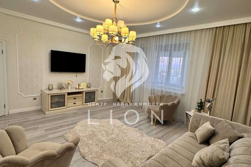 Продаётся 3-комнатная квартира, 93 м²