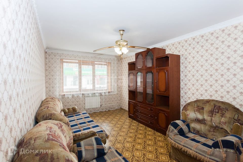 Продаётся 3-комнатная квартира, 55.9 м²