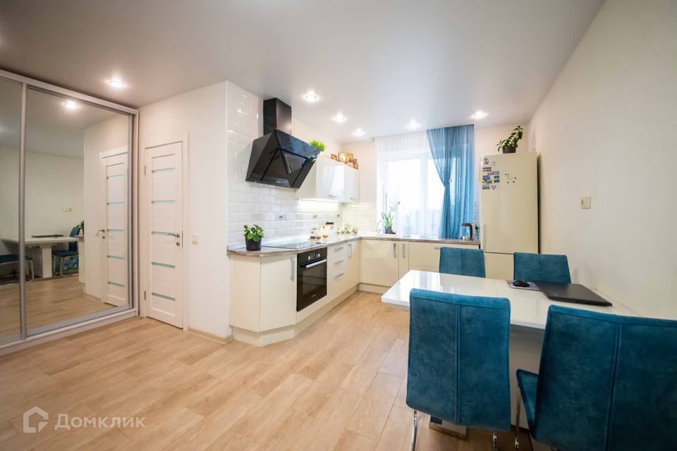 Продаётся 2-комнатная квартира, 43.7 м²