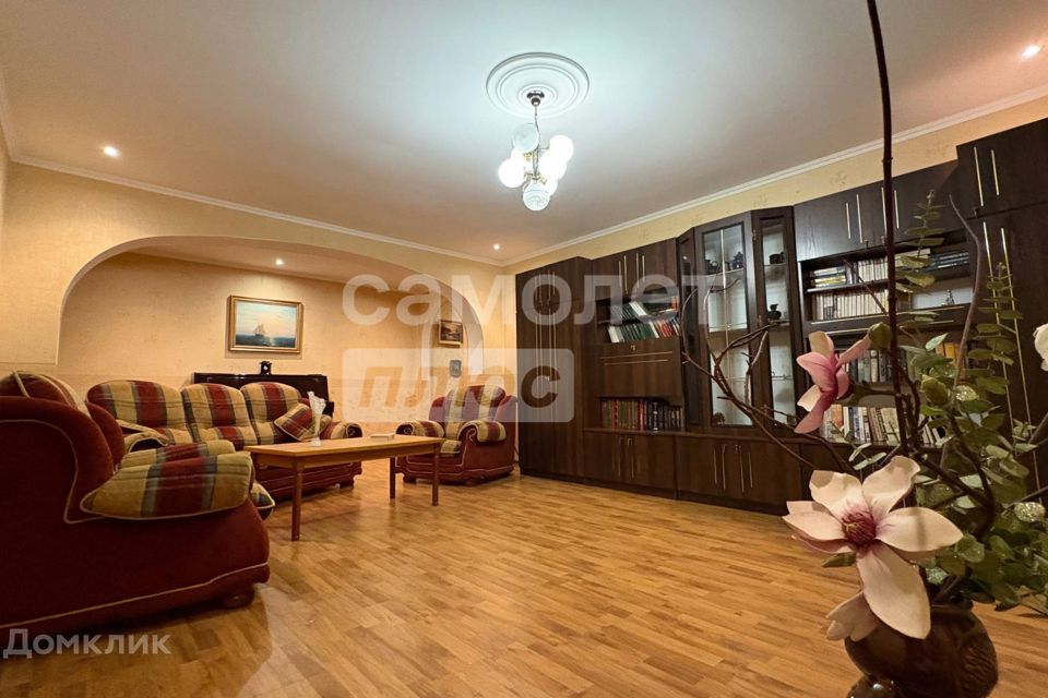 Сдаётся 3-комнатная квартира, 91 м²