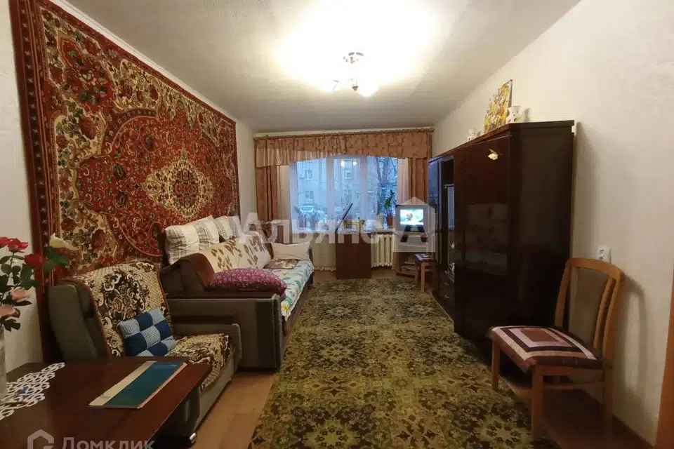 Продаётся 3-комнатная квартира, 61.1 м²