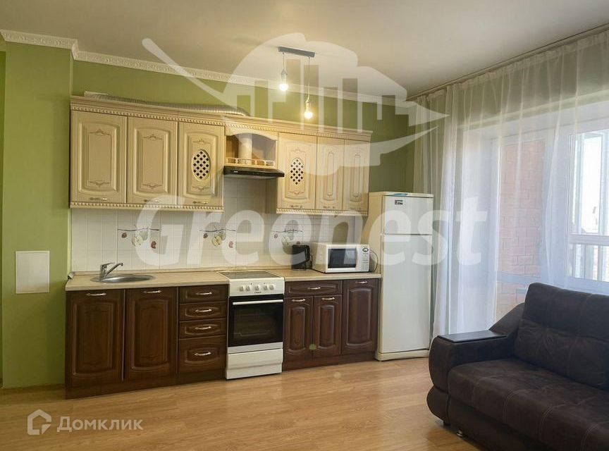 Сдаётся 1-комнатная квартира, 42 м²