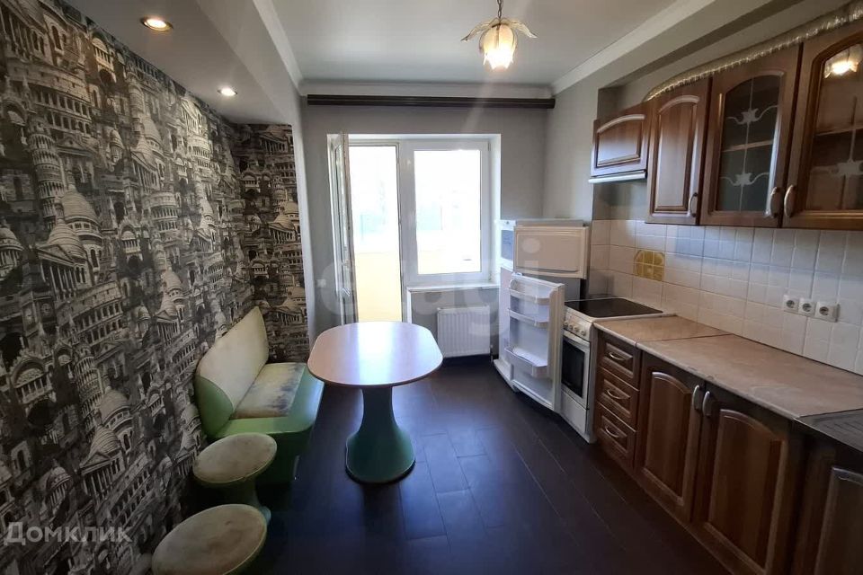 Продаётся 2-комнатная квартира, 65 м²