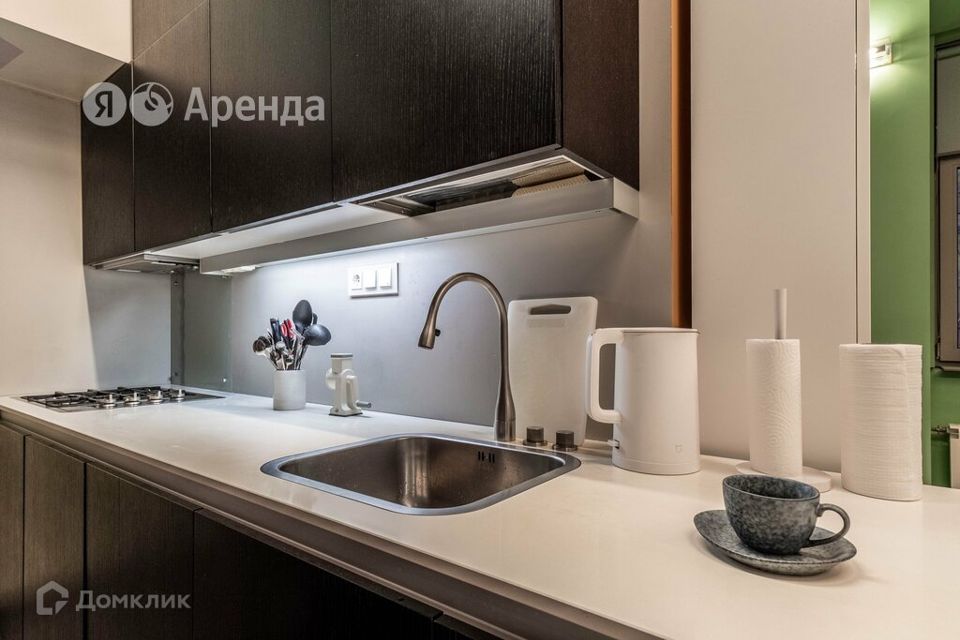 Сдаётся 1-комнатная квартира, 53 м²