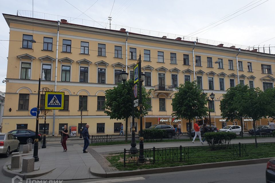 Продаётся 2-комнатная квартира, 67.4 м²