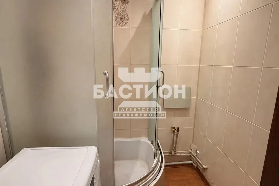 Продаётся 3-комнатная квартира, 65.2 м²