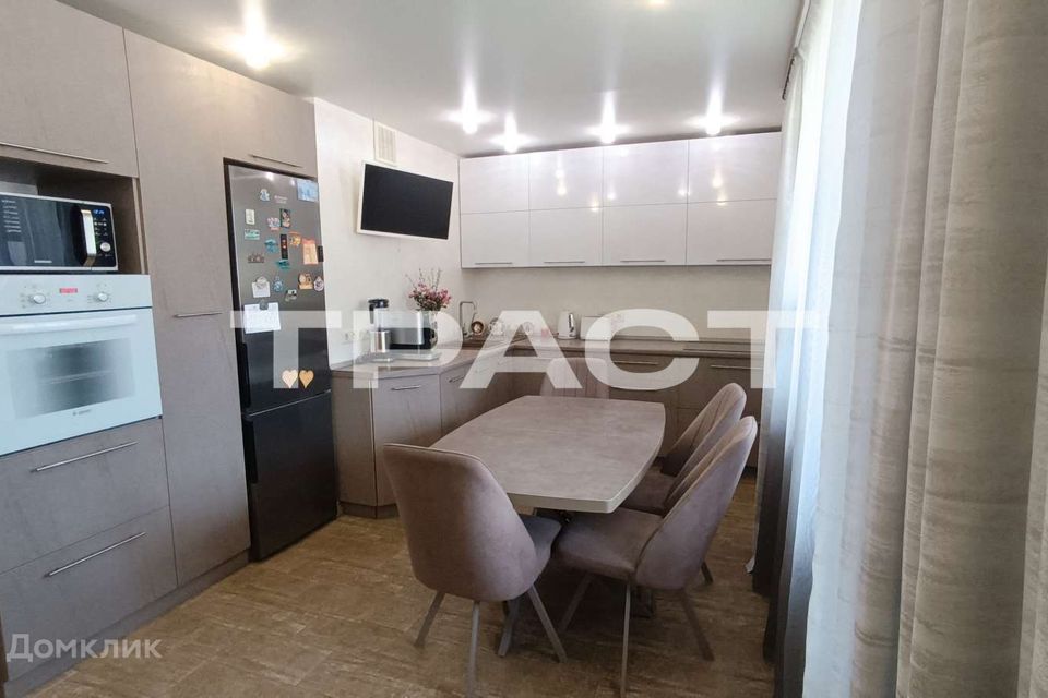 Продаётся 3-комнатная квартира, 80.3 м²